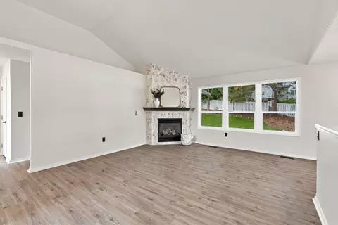 Living - 705 E Upper Terrace Ln, Colbert, WA 99005 photo 2 of 5
