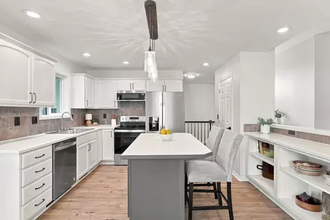 Kitchen - 705 E Upper Terrace Ln, Colbert, WA 99005 photo 1 of 3