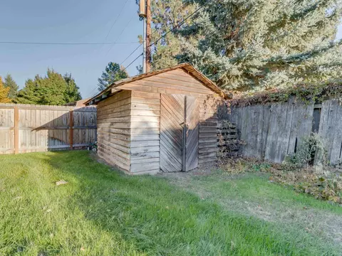 Exterior - 11922 E 24th Ave, Spokane Valley, WA 99206 photo 10 of 14