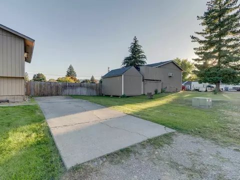 Exterior - 11922 E 24th Ave, Spokane Valley, WA 99206 photo 4 of 14