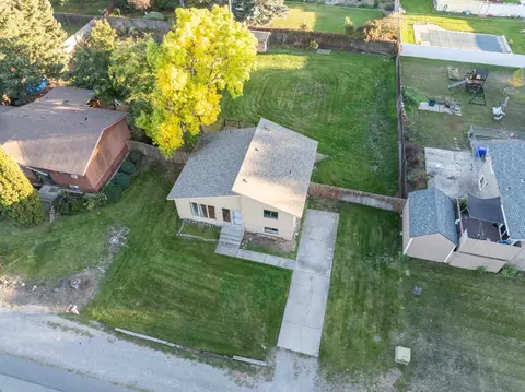 View/Area - 11922 E 24th Ave, Spokane Valley, WA 99206 photo 2 of 2
