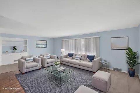 Living - 105 E High Dr, Spokane, WA 99203 photo 1 of 2
