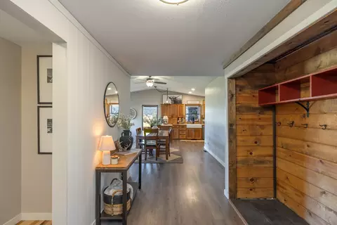 Entry Way - 8001 E Woolard Rd, Colbert, WA 99005 photo 2 of 3