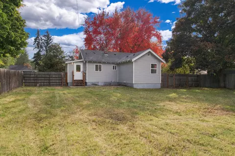 Exterior - 4415 E 7th Ave, Spokane Valley, WA 99212 photo 3 of 5