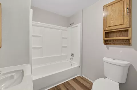 Bath - 2718 E 5th Ave, Spokane, WA 99202 photo 1 of 1