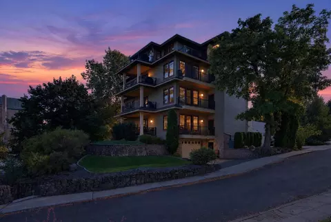 Exterior - 2 E Sumner Ave #2, Spokane, WA 99202 photo 2 of 12
