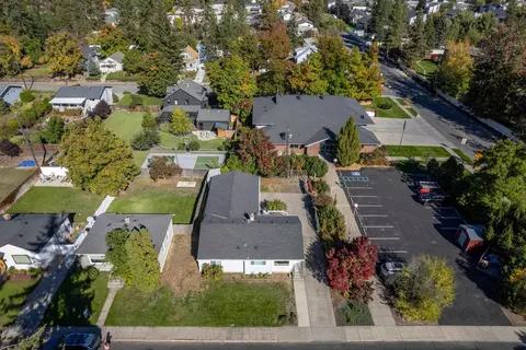 View/Area - 1321 E 33rd Ave, Spokane, WA 99203 photo 2 of 15