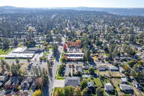 View/Area - 1321 E 33rd Ave, Spokane, WA 99203 photo 7 of 15