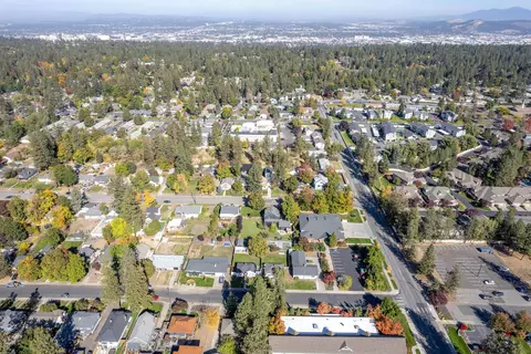View/Area - 1321 E 33rd Ave, Spokane, WA 99203 photo 13 of 15
