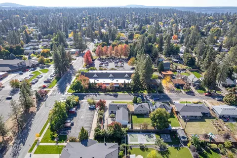 View/Area - 1321 E 33rd Ave, Spokane, WA 99203 photo 6 of 15
