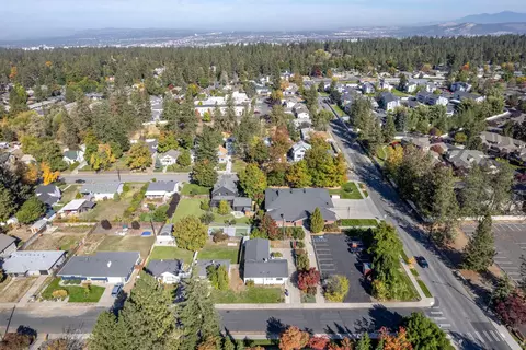 View/Area - 1321 E 33rd Ave, Spokane, WA 99203 photo 9 of 15