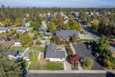 View/Area - 1321 E 33rd Ave, Spokane, WA 99203 photo 3 of 15