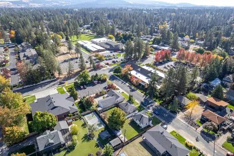 View/Area - 1321 E 33rd Ave, Spokane, WA 99203 photo 5 of 15