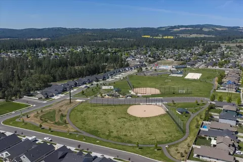View/Area - 17011 Eagle Nest Ln, Colbert, WA 99005 photo 8 of 9