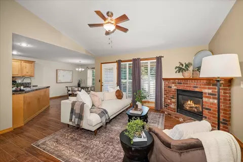 Living - 17011 Eagle Nest Ln, Colbert, WA 99005 photo 1 of 4