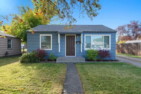 5515 N Cochran St, Spokane, WA 99205