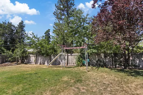 Exterior - 25 E Salmon Ave, Spokane, WA 99218 photo 6 of 6