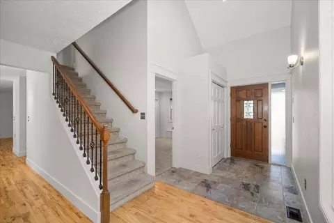 Entry Way - 1114 E 19th Ave, Spokane, WA 99203 photo 1 of 1