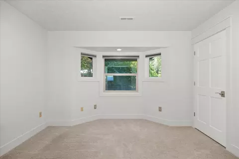 Bedroom - 1114 E 19th Ave, Spokane, WA 99203 photo 5 of 11