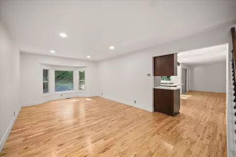 Living - 1114 E 19th Ave, Spokane, WA 99203 photo 1 of 7