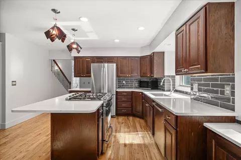 Kitchen - 1114 E 19th Ave, Spokane, WA 99203 photo 3 of 3