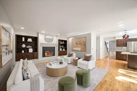 Living - 1114 E 19th Ave, Spokane, WA 99203 photo 5 of 7