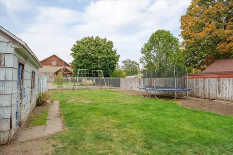 Exterior - 9601 E Upriver Dr, Spokane, WA 99206 photo 10 of 13