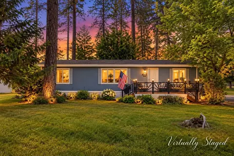 4113 Swallows Rd, Loon Lake, WA 99148