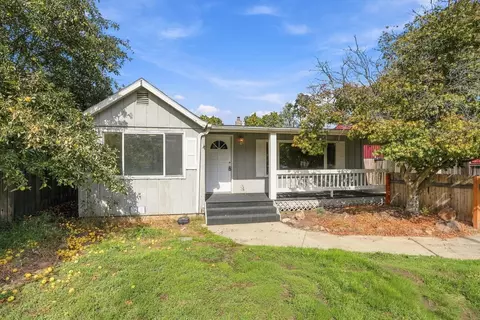 Exterior - 3807 E 29th Ave, Spokane, WA 99223 photo 2 of 8