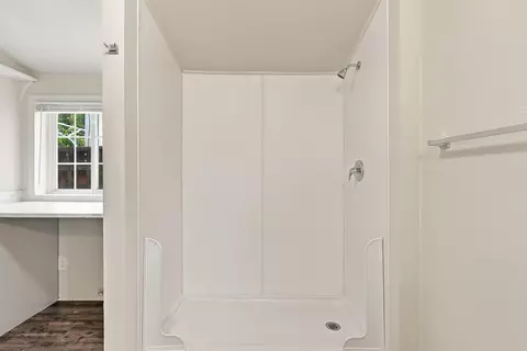 Bath - 3807 E 29th Ave, Spokane, WA 99223 photo 4 of 4