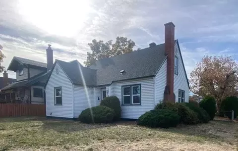 4827 N Monroe St, Spokane, WA 99205
