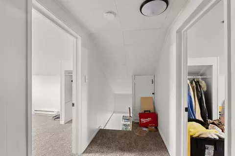 Entry Way - 301 2nd Ave, Cusick, WA 99119 photo 1 of 1
