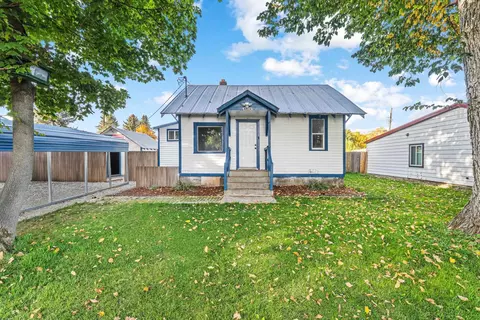 1112 W Main Ave, Chewelah, WA 99109