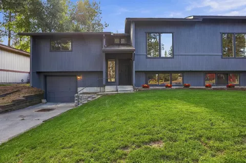 Exterior - 924 E Bedivere Dr #926 E BEDIVERE DR, Spokane, WA 99218 photo 8 of 9