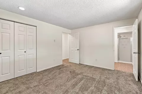 Bedroom - 924 E Bedivere Dr #926 E BEDIVERE DR, Spokane, WA 99218 photo 9 of 10