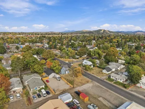 View/Area - 1928 E Sharp Ave, Spokane, WA 99202 photo 4 of 4