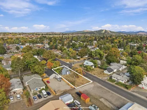 View/Area - 1928 E Sharp Ave, Spokane, WA 99202 photo 3 of 4