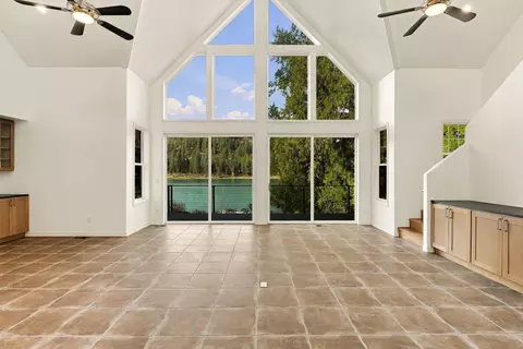Living - 301 Dilling Dr, Cusick, WA 99119 photo 7 of 8