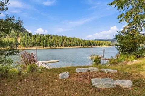 View/Area - 301 Dilling Dr, Cusick, WA 99119 photo 4 of 9