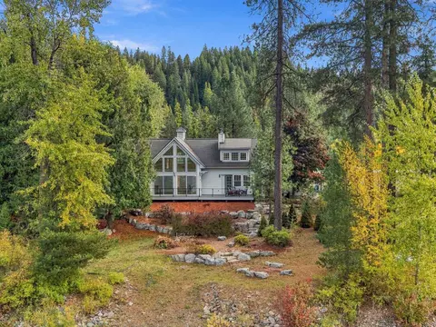 Exterior - 301 Dilling Dr, Cusick, WA 99119 photo 5 of 8