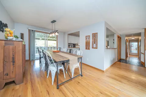 Dining - 2427 E 40th Ave, Spokane, WA 99223 photo 1 of 2