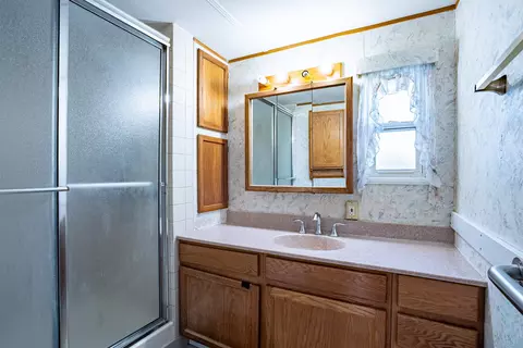Bath - 1205 E Lyons Ave # 132, Spokane, WA 99208 photo 2 of 2