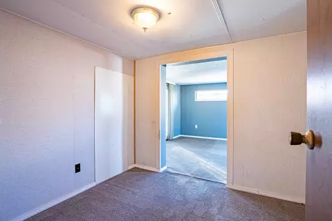 Bedroom - 1205 E Lyons Ave # 132, Spokane, WA 99208 photo 3 of 5