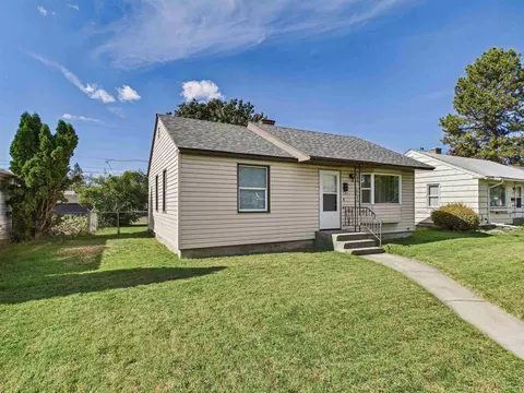 4807 N Elm St, Spokane, WA 99205