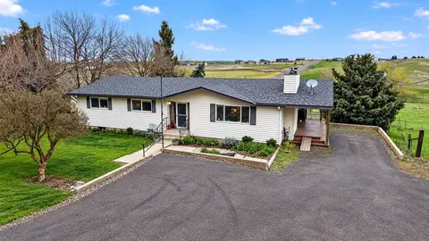 27164 N Gunning Rd, Davenport, WA 99122