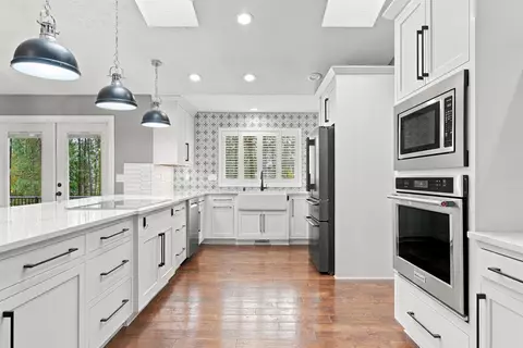 Kitchen - 17807 N Ranchette Rd, Colbert, WA 99005 photo 4 of 5