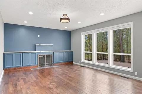 Living - 17807 N Ranchette Rd, Colbert, WA 99005 photo 3 of 5
