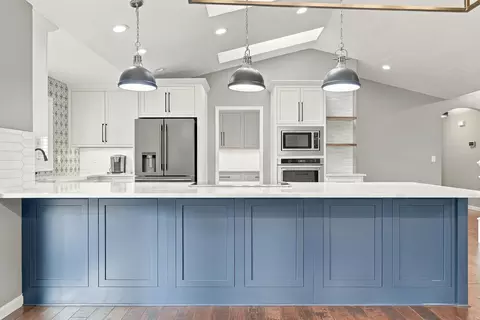 Kitchen - 17807 N Ranchette Rd, Colbert, WA 99005 photo 2 of 5