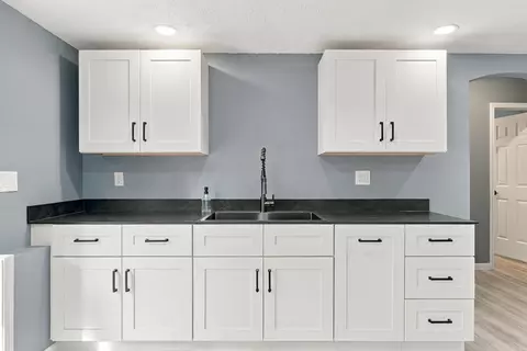 Kitchen - 17807 N Ranchette Rd, Colbert, WA 99005 photo 5 of 5