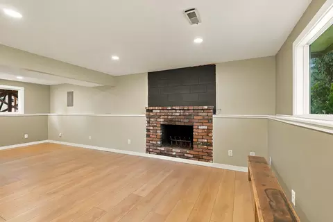 Living - 11404 E Frederick Ave, Spokane Valley, WA 99206 photo 8 of 11